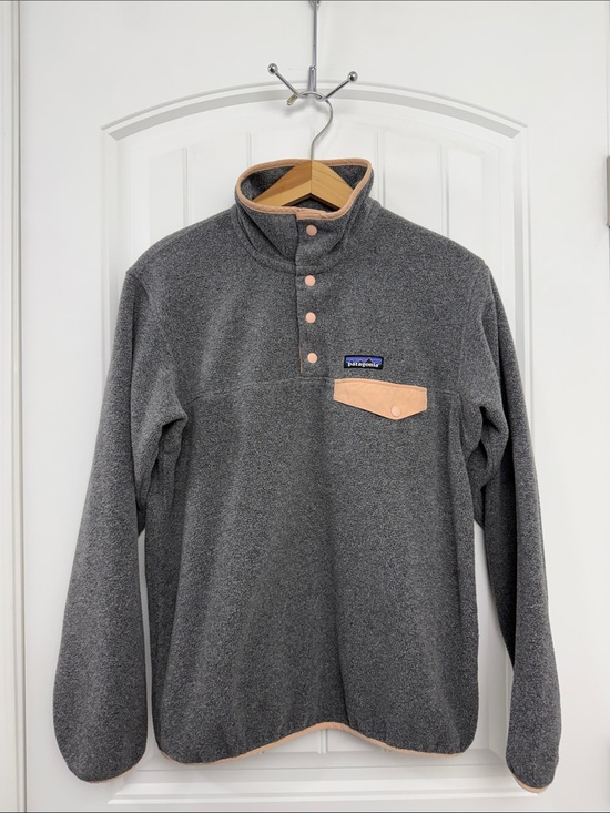 Patagonia Tops - Patagonia Women's Lightweight Synchilla Snap-T Pullover size Small